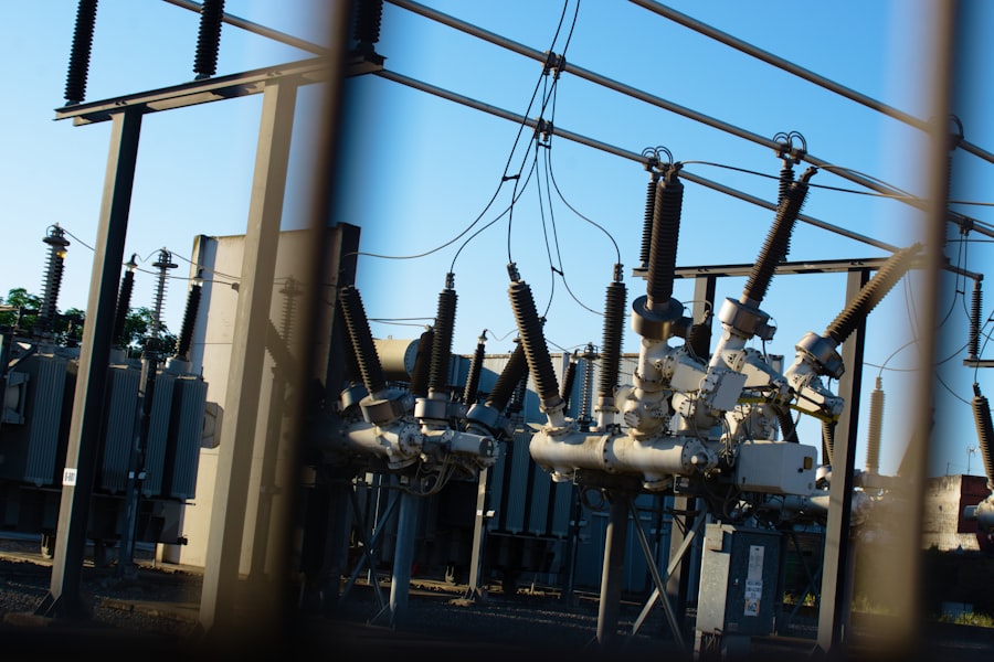 Infrastructures — Installation et maintenance de systèmes électriques.